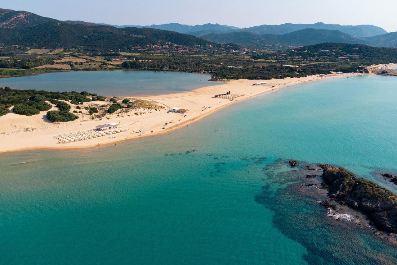 Hotel Kampaoh Flumendosa à Santa Margherita di Pula Extérieur photo